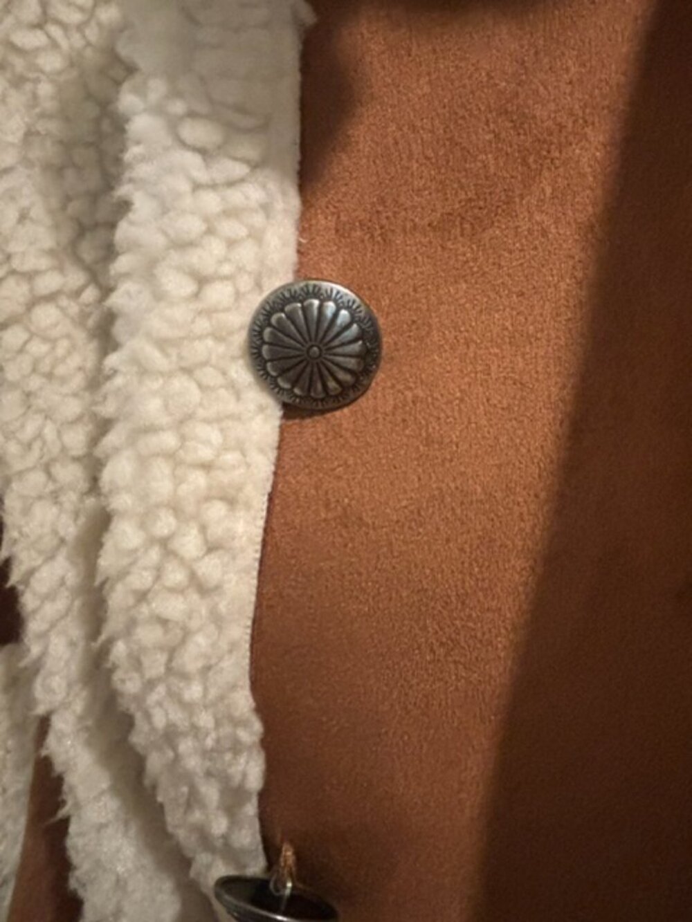 Wrangler Women's Faux Shearling - Picture 5 of 11